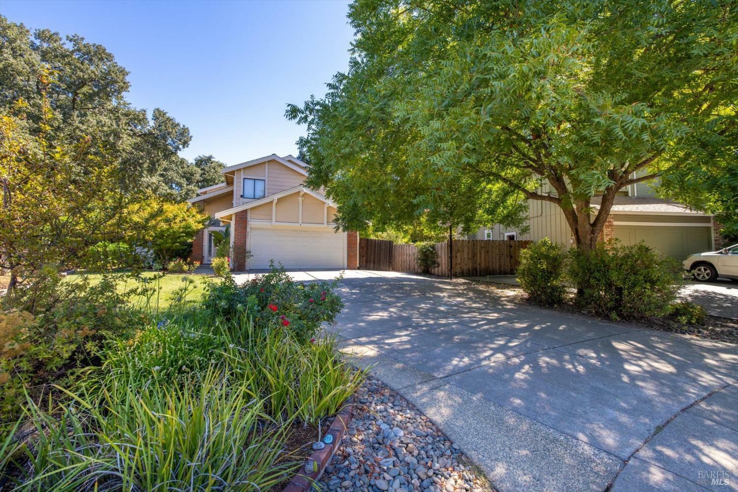 Property Photo:  341 Dumbarton Drive  CA 95687 