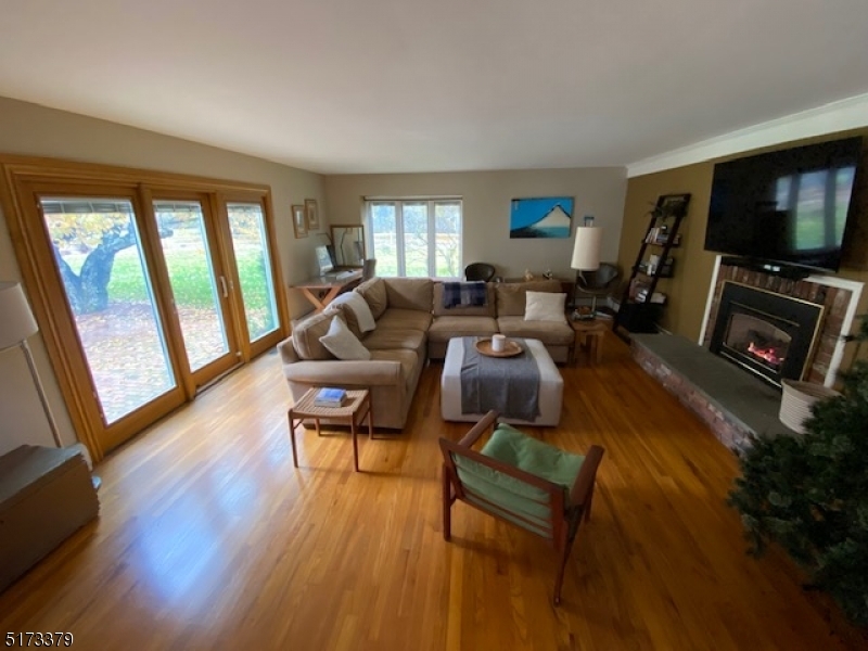 15 Orchard Ln  Rockaway Twp. NJ 07435 photo