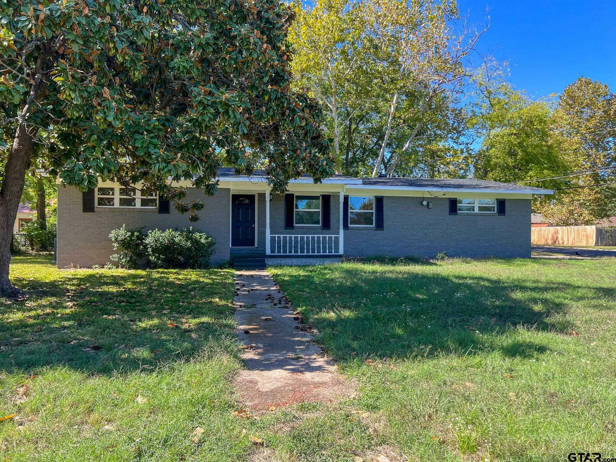 Property Photo:  1601 Irwin Lane  TX 75482 