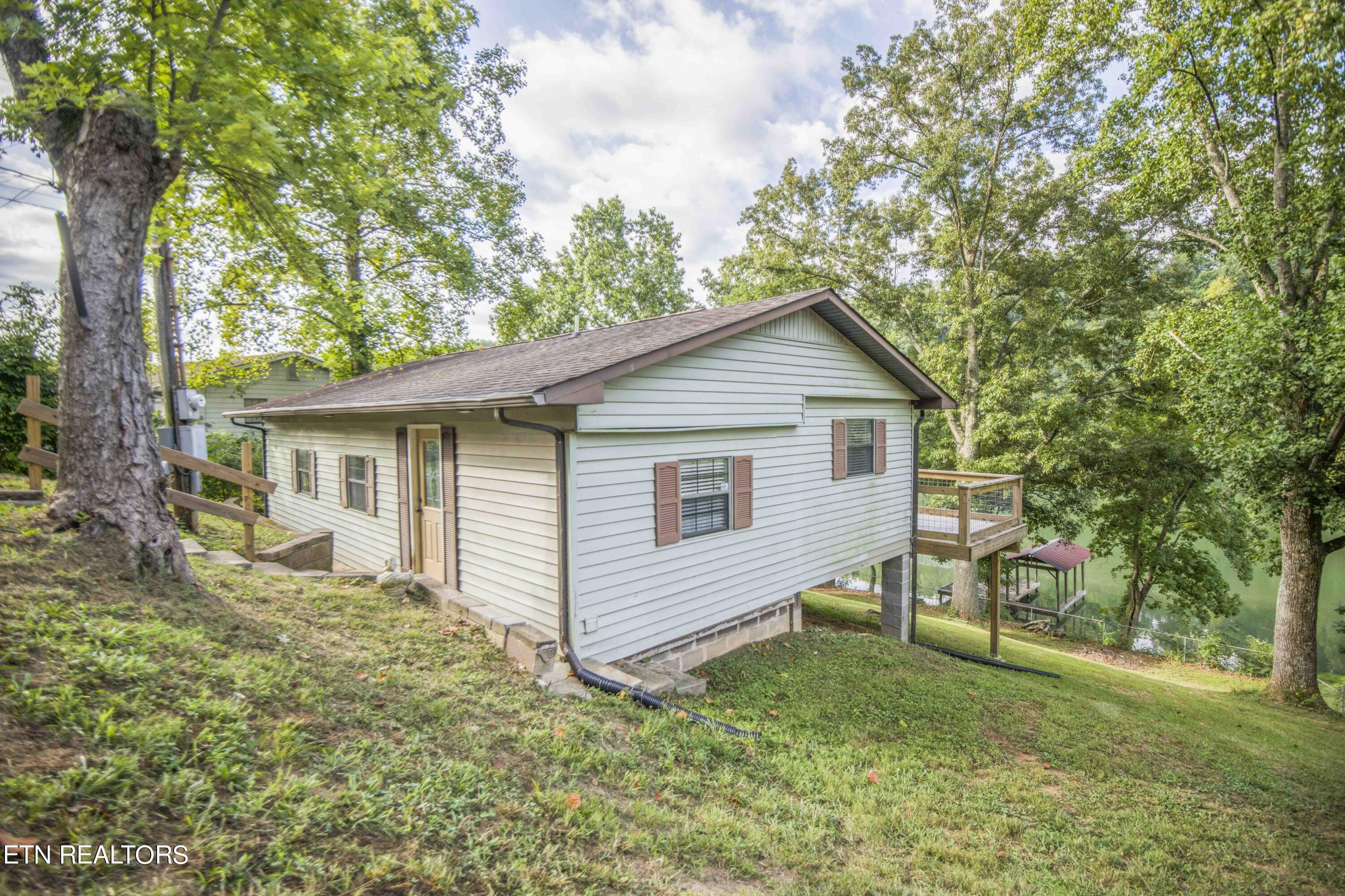 Property Photo:  252 Lakecrest Drive  TN 37748 