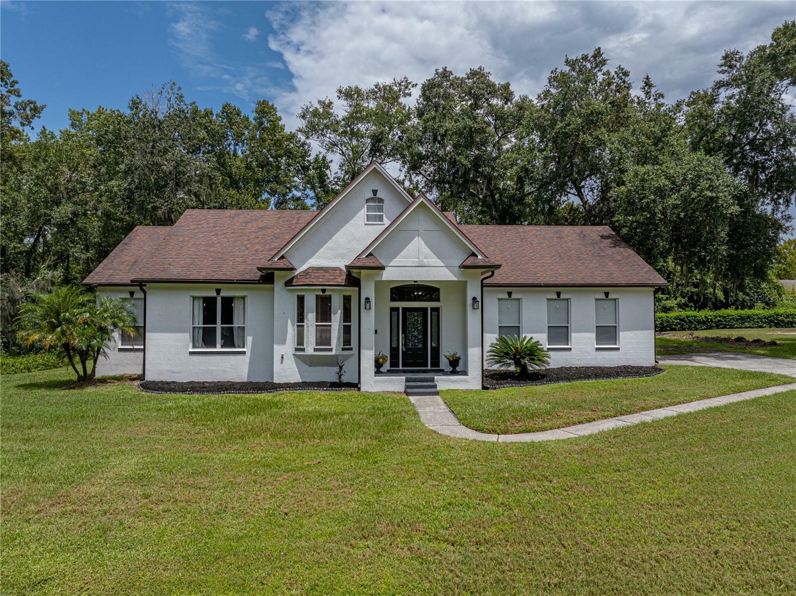 Property Photo:  6445 Forestwood Drive W  FL 33811 