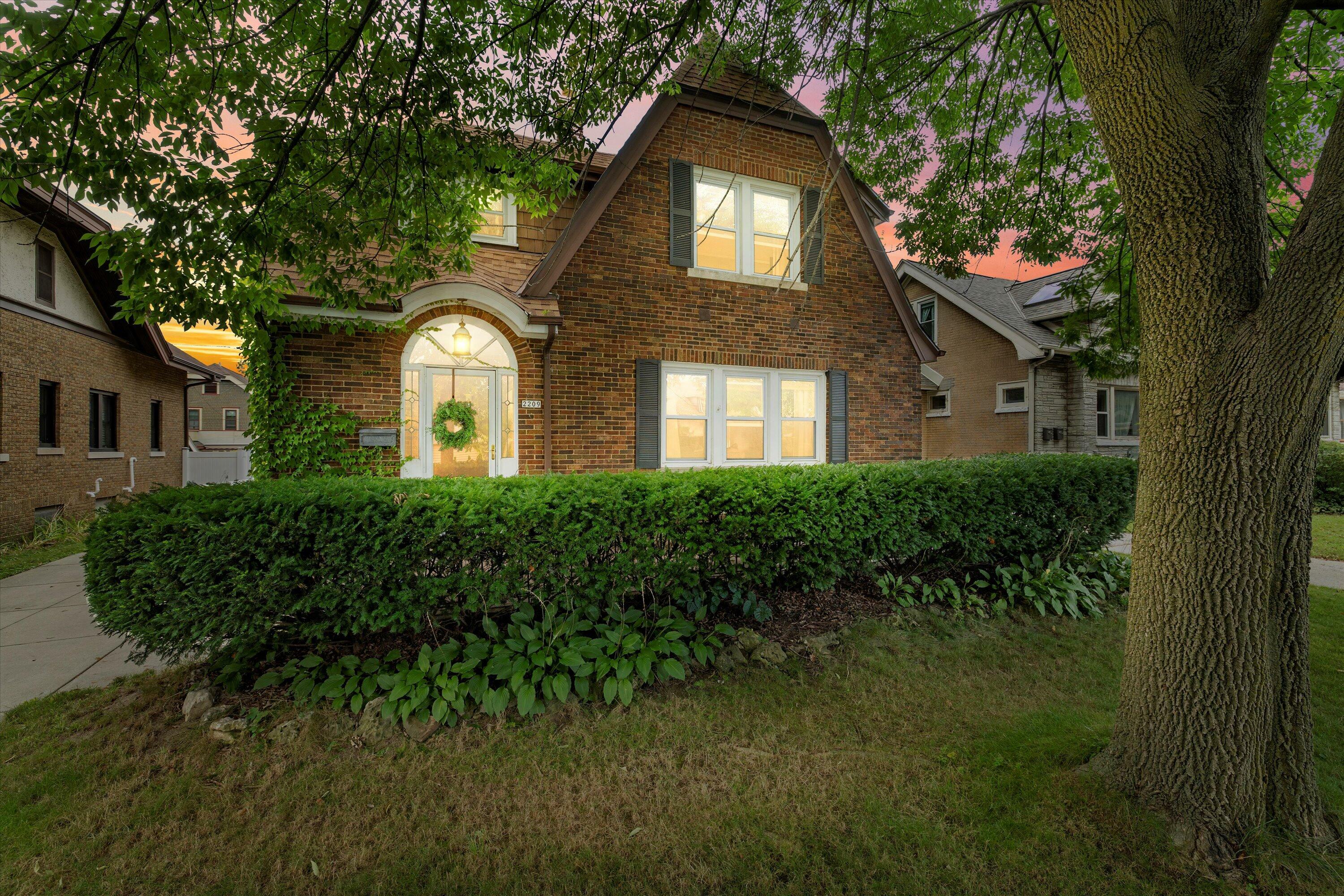 Property Photo:  2209 N 60th St  WI 53208 