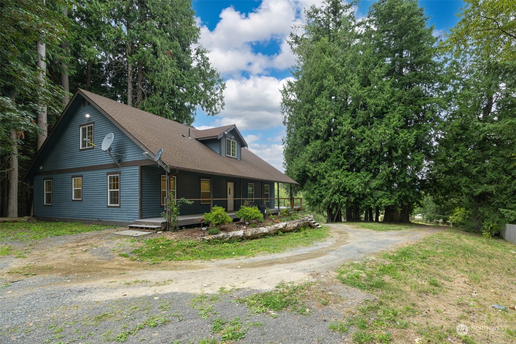 Property Photo:  1017 Old Mountain View Place  WA 98229 