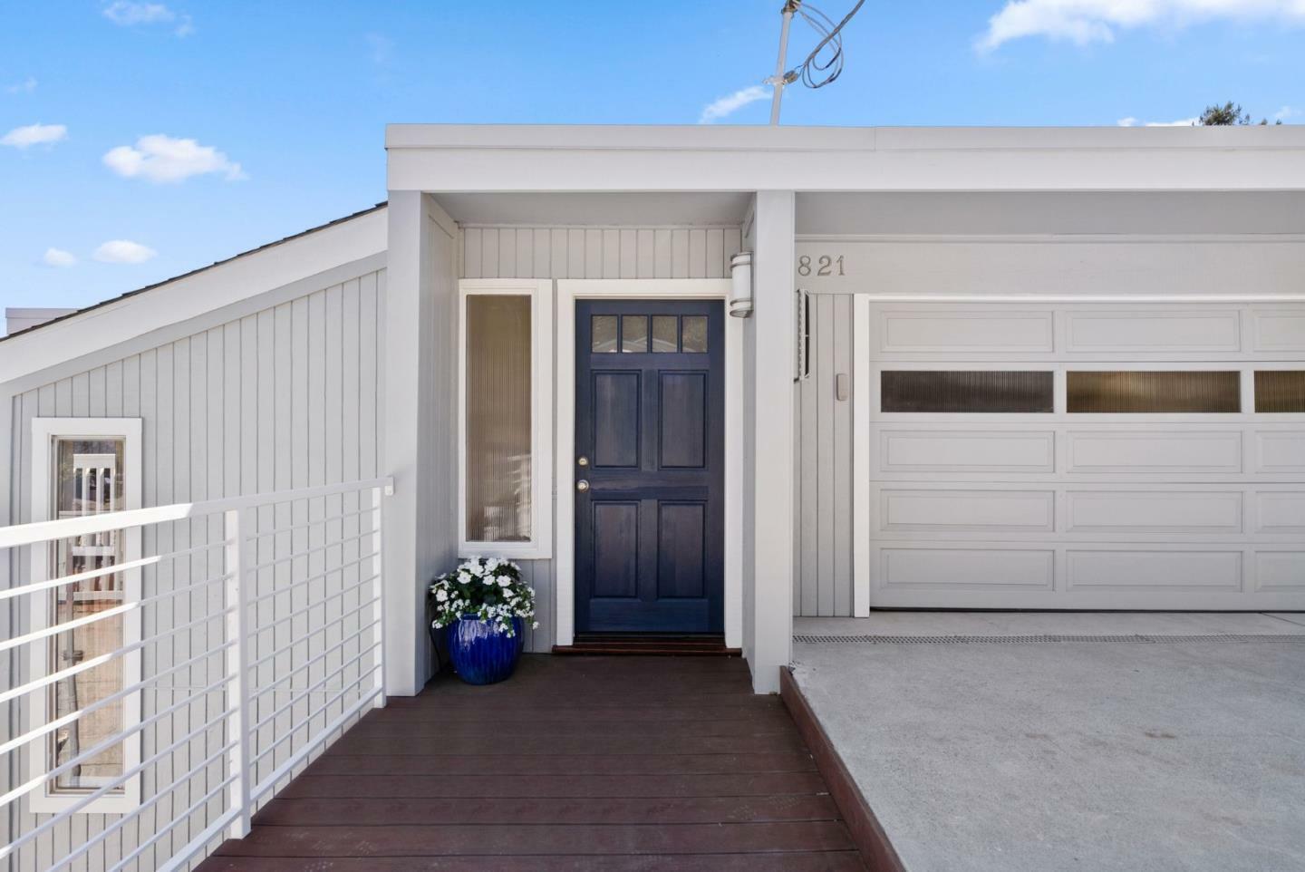 Property Photo:  1821 Hillman Avenue  CA 94002 