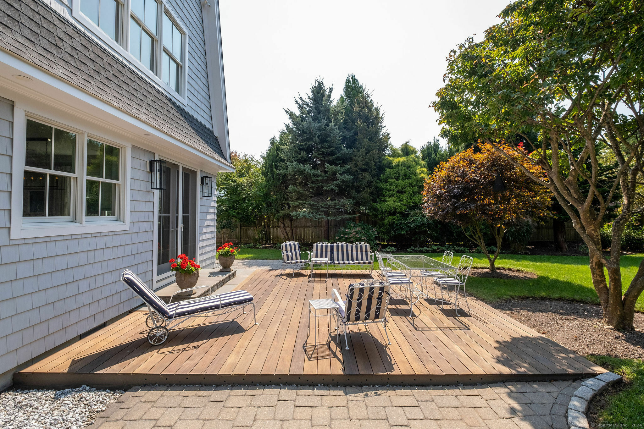 Property Photo:  85 Island Avenue  CT 06443 