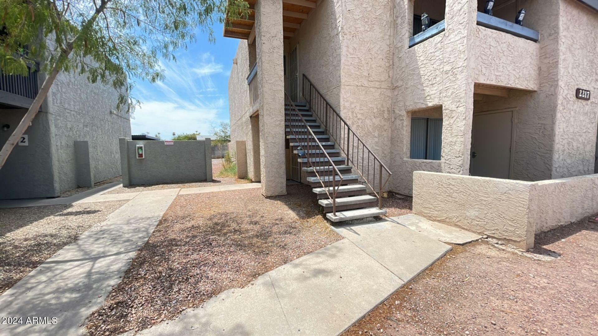 Property Photo:  2217 E Cactus Road 1  AZ 85022 