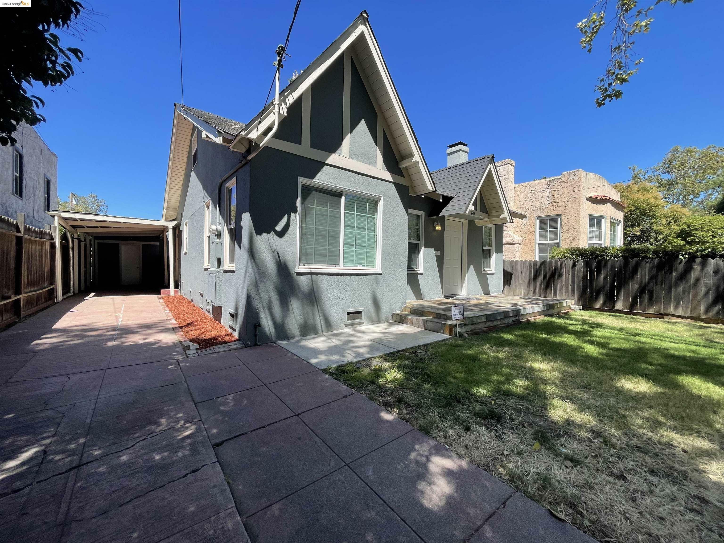 Property Photo:  1320 Acacia St  CA 94565 