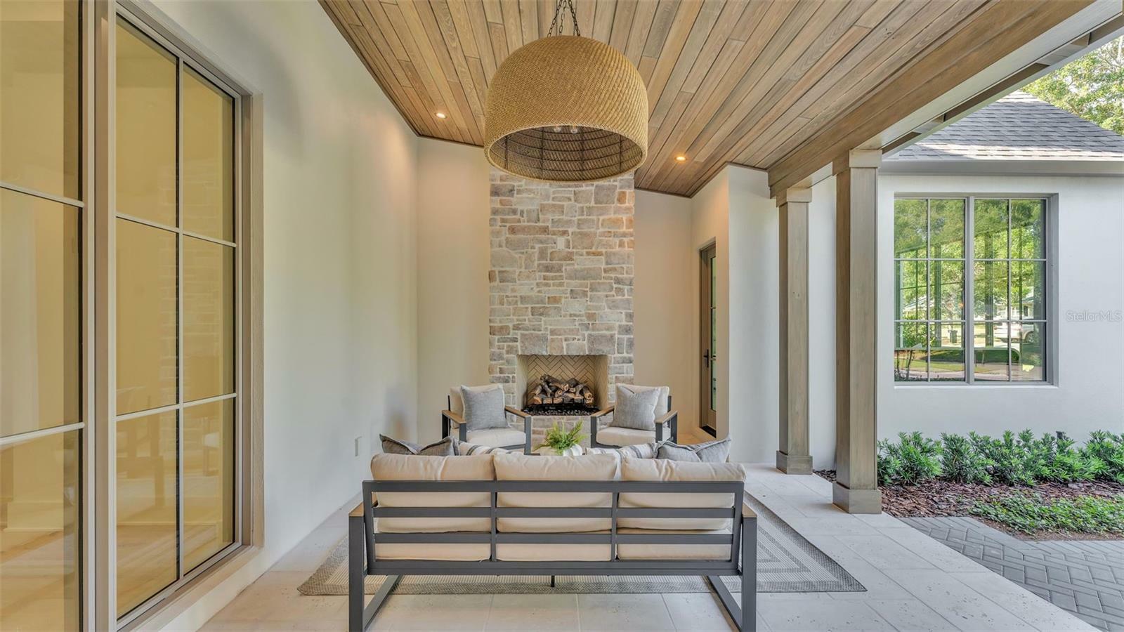 Property Photo: 1730 Winchester Drive FL 32789