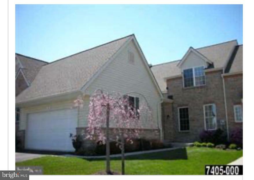 Property Photo:  1120 Turnberry Lane  PA 17403 