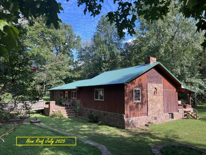652 Oliver Road  Mountain View AR 72560 photo