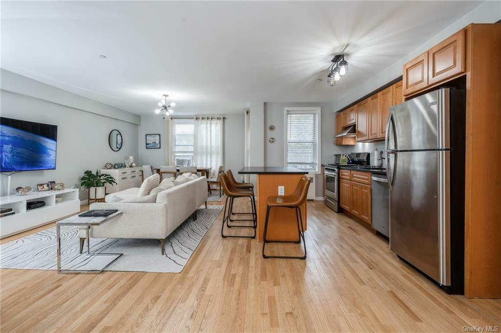 Property Photo:  1 Hawley Terrace 3B  NY 10701 