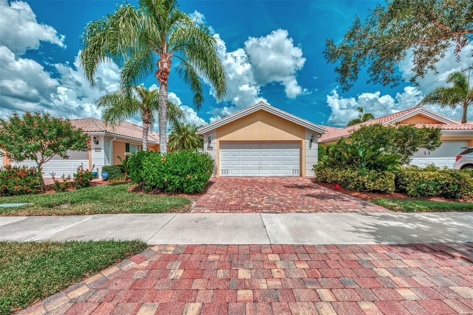 Property Photo:  11624 Garessio Lane  FL 34238 