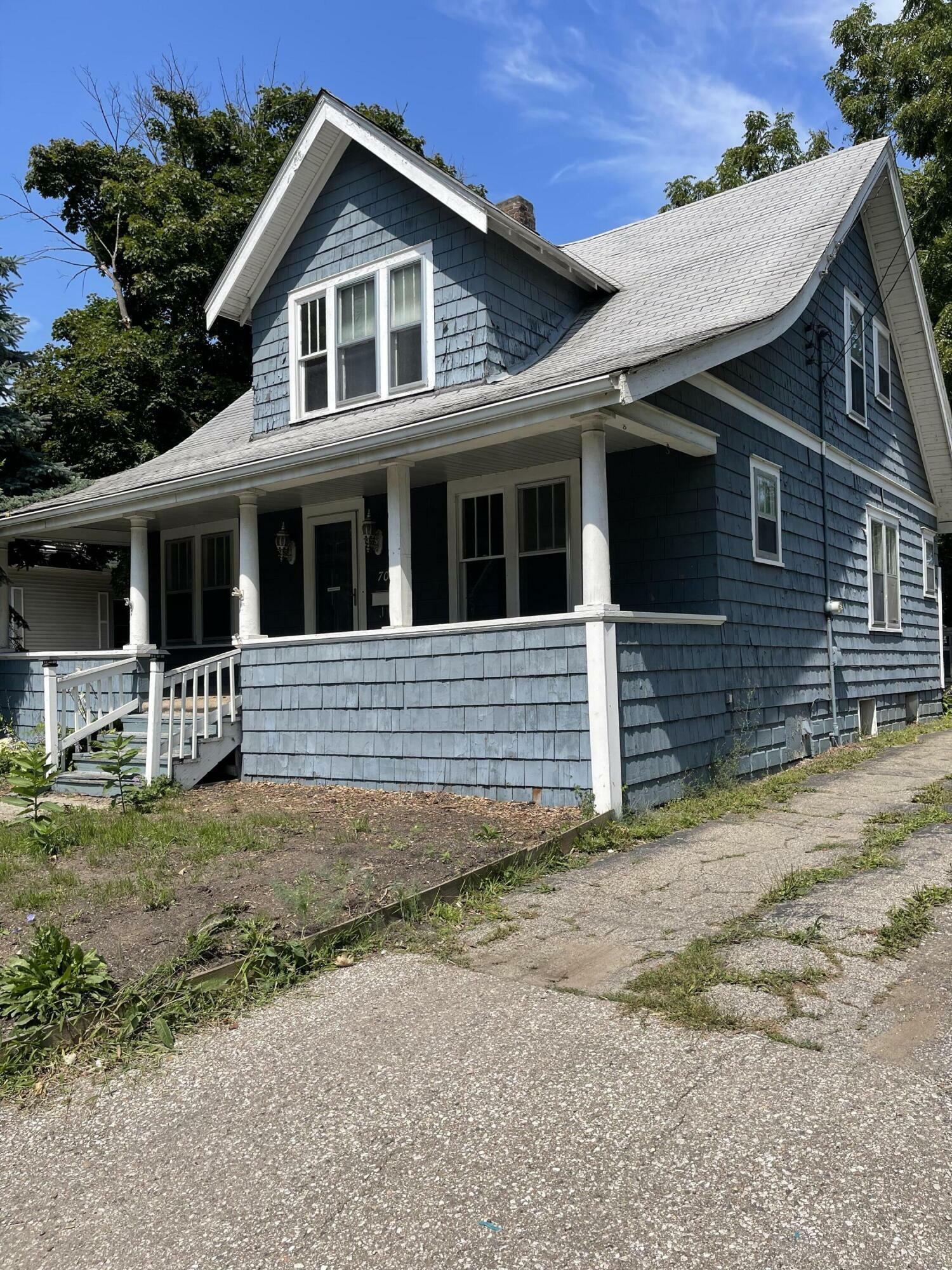 Property Photo:  705 E Main Street  MI 48867 