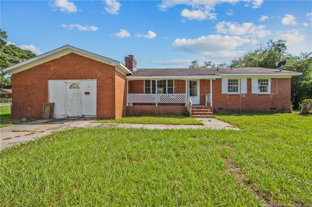 Property Photo:  7001 Bronwyn Street  NC 28314 