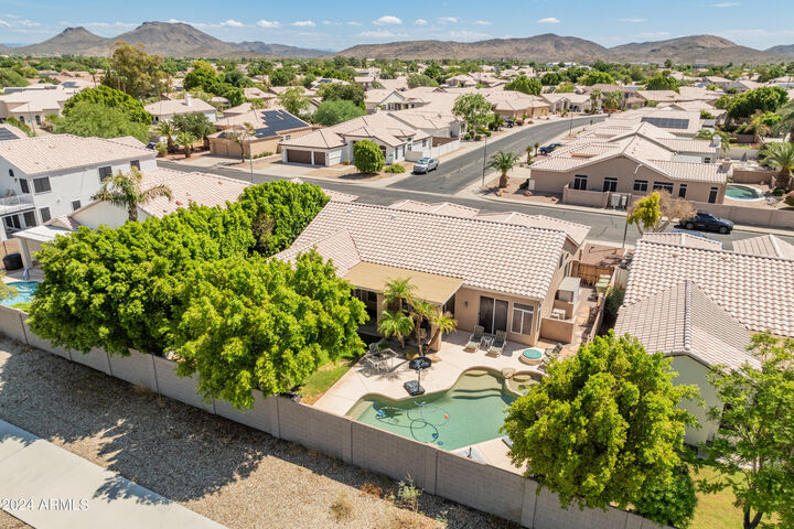 Property Photo:  22740 N 74th Lane  AZ 85310 