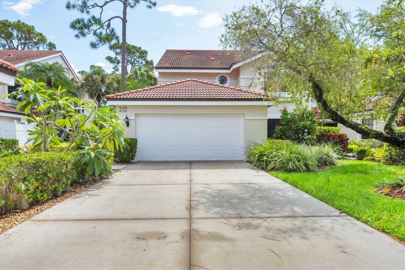 Property Photo:  7741 Fairway Woods Drive 1001  FL 34238 