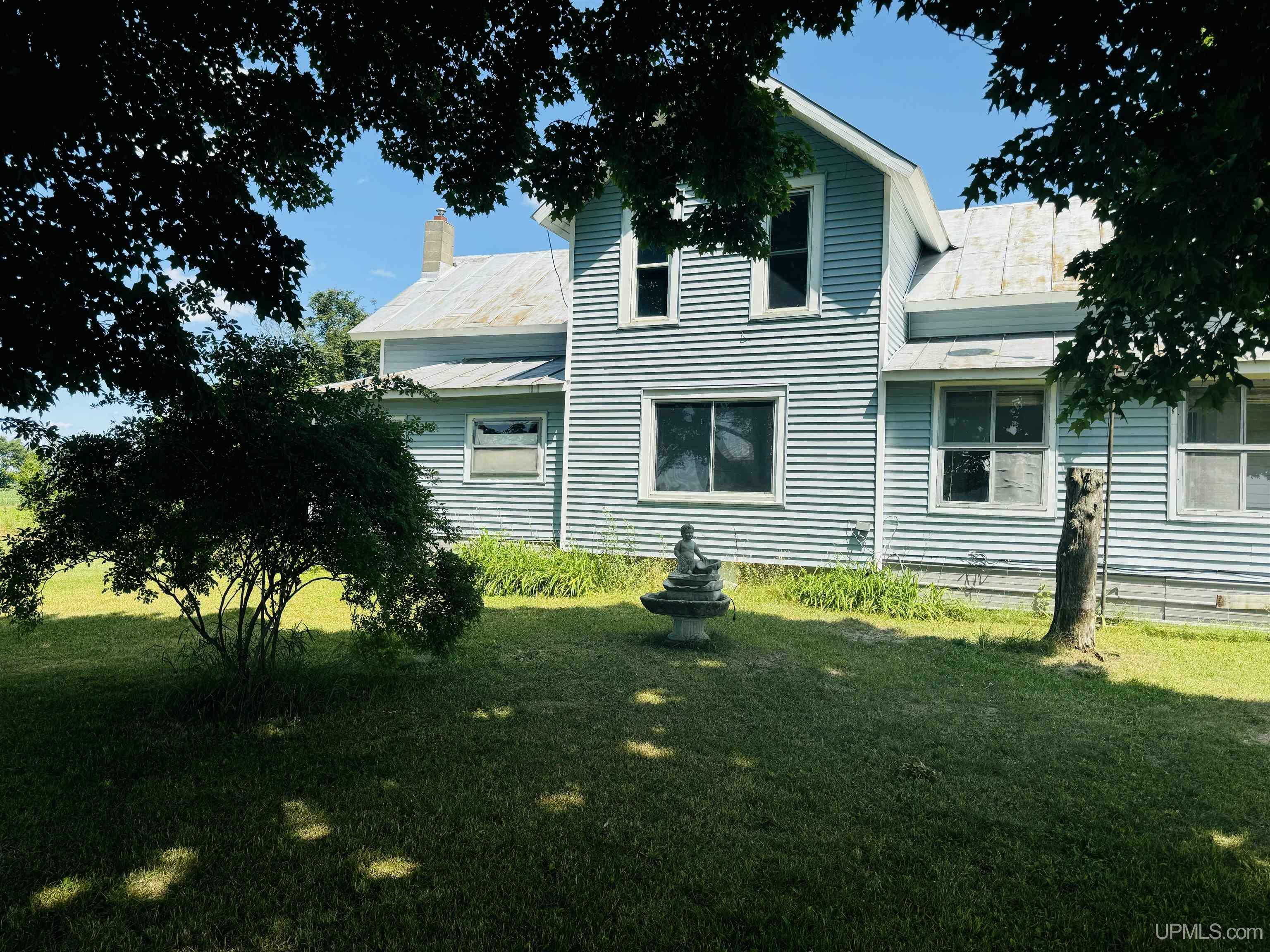 Property Photo:  6796 Pingree  MI 48832 