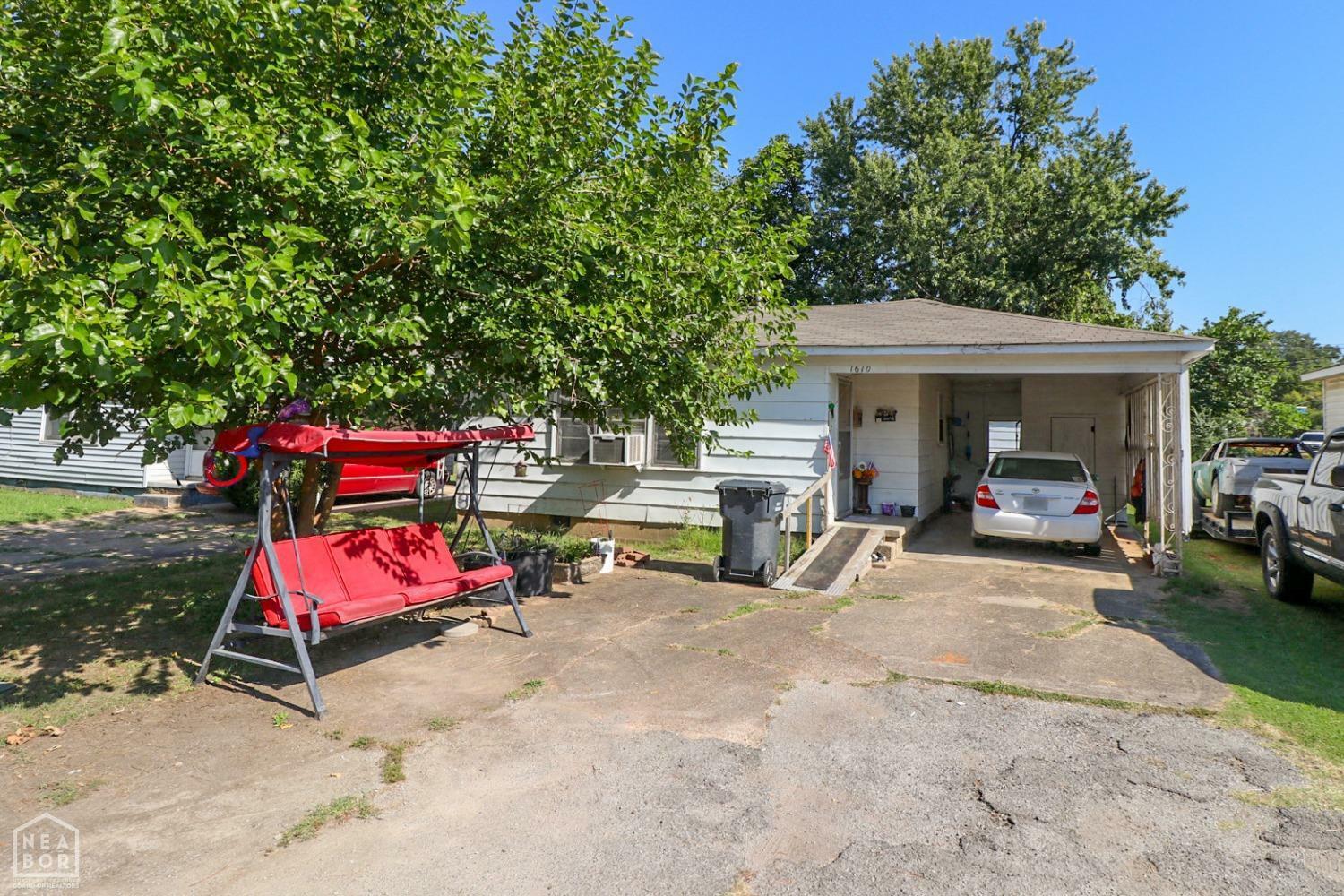 Property Photo:  801 Hester Street  AR 72401 