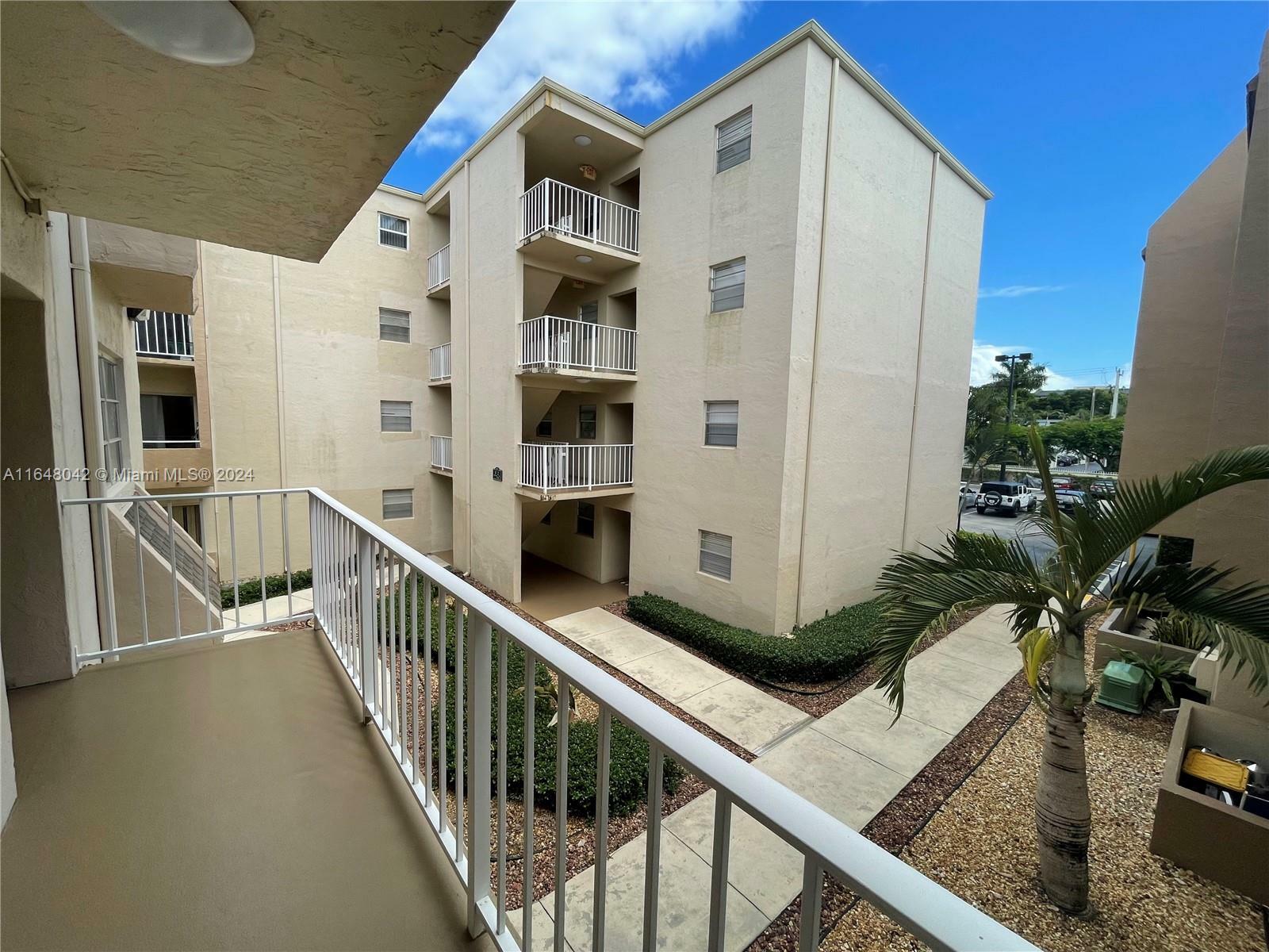 Property Photo:  7777 SW 86th St F1-214  FL 33143 