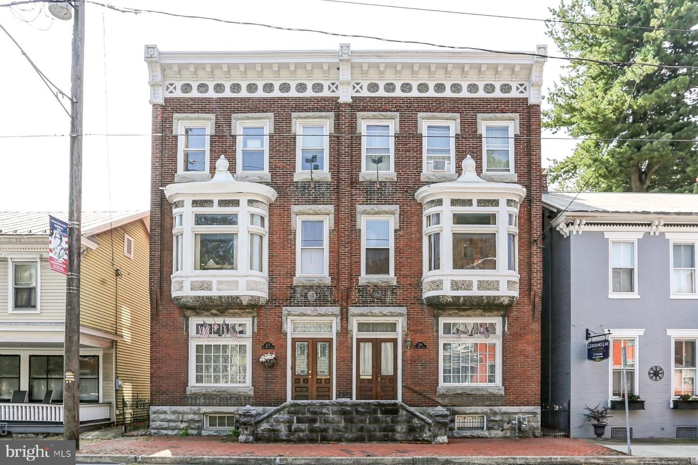 Property Photo: 219 W Main Street PA 17055