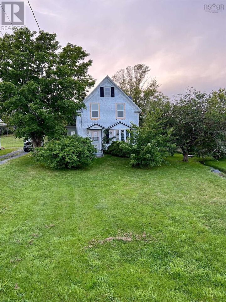 1042 Highway 335 — photo 1