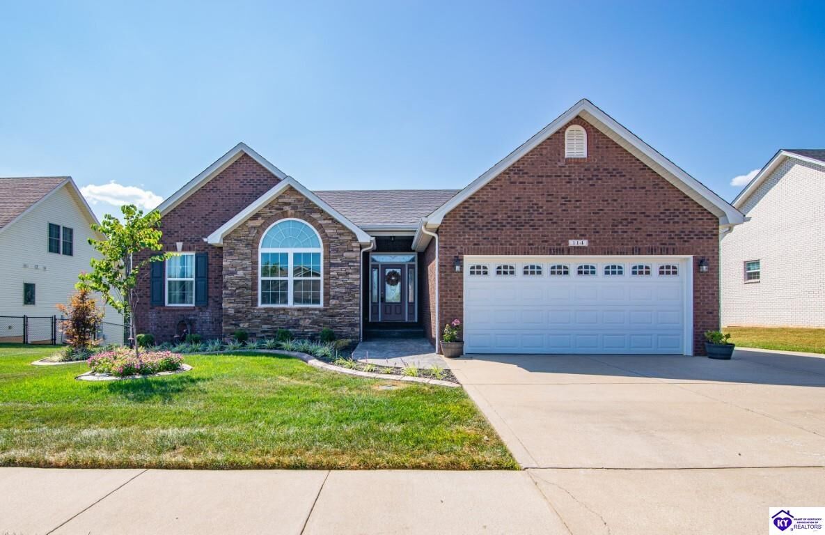Property Photo: 114 Piedmont Drive East KY 40175