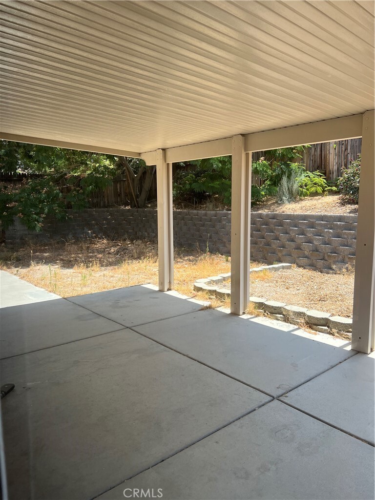 Property Photo: 17605 Landis Drive CA 92395
