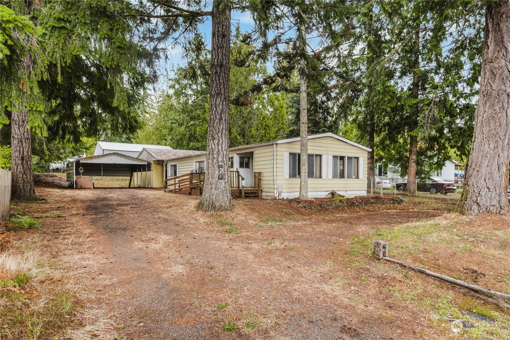 Property Photo:  41 SE Foxglove Avenue  WA 98584 