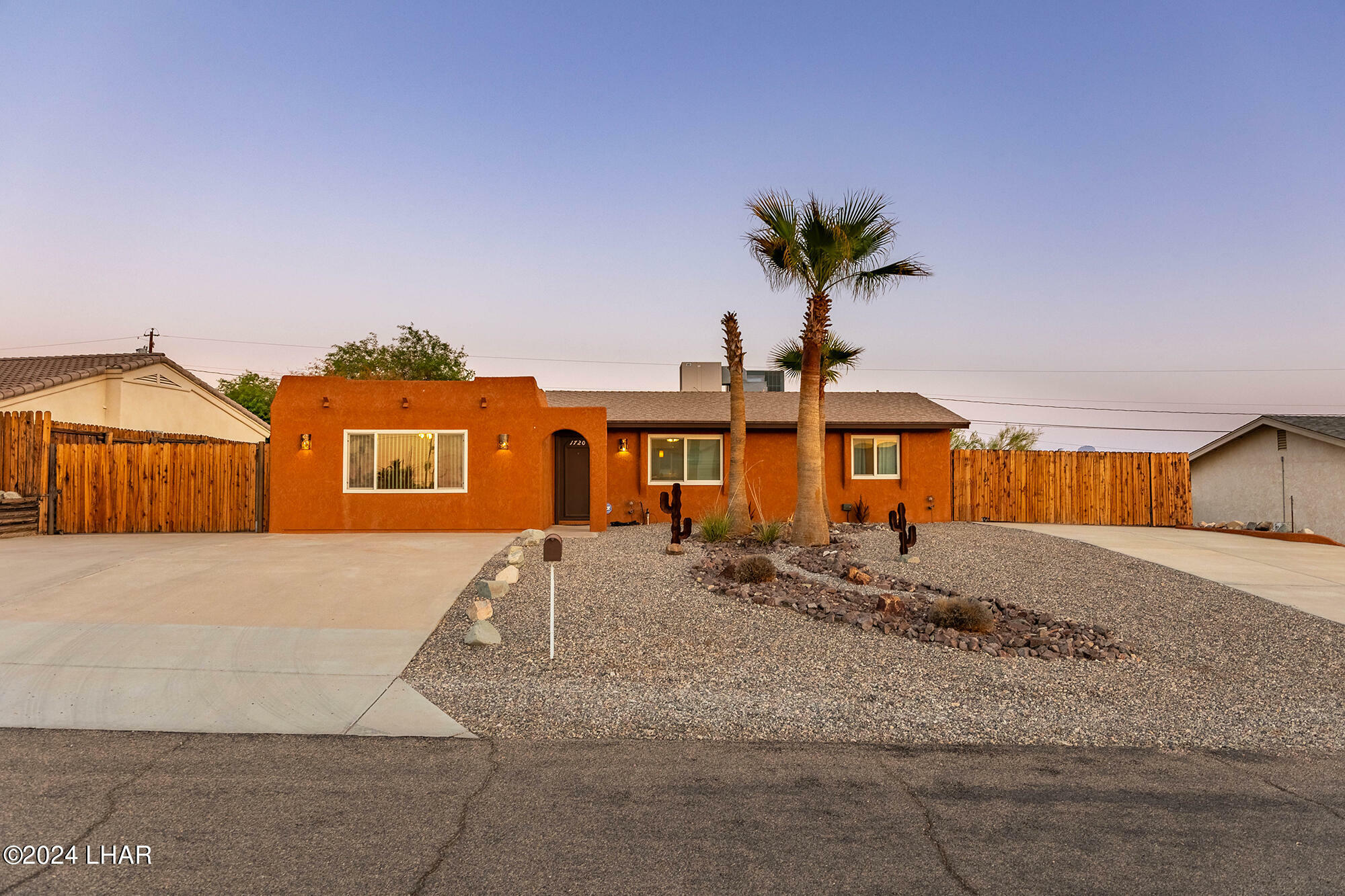 Property Photo:  1720 Onyx Ln  AZ 86403 