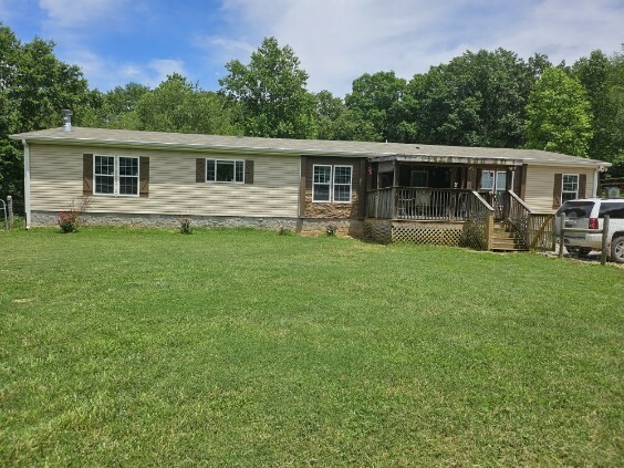 3740 Buffalo Rd  Summertown TN 38483 photo