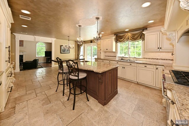 Property Photo:  28 Hutton Drive  NJ 07430 