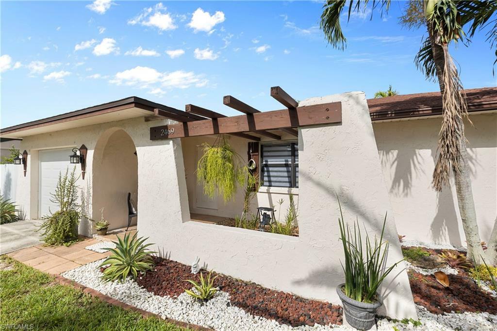 Property Photo:  2469 55th St SW  FL 34116 