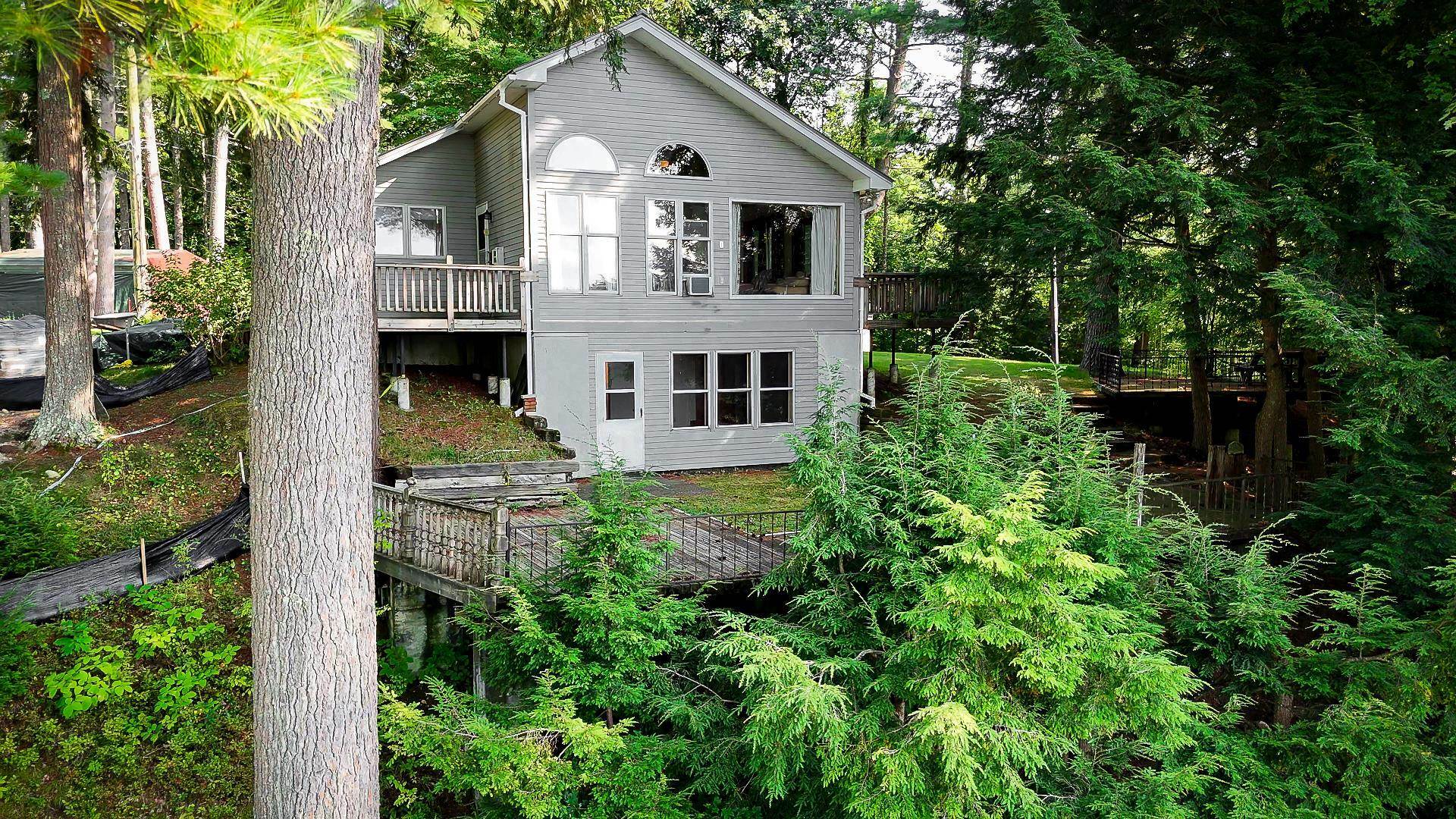 Property Photo:  20 Whitcomb Court  NH 03470 