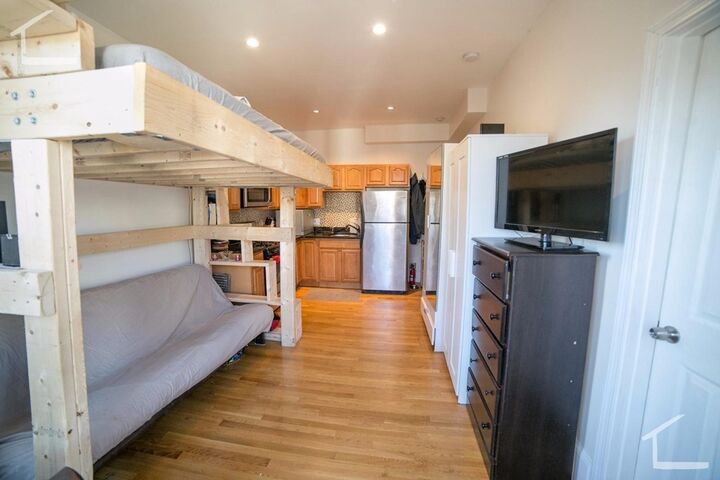 26 Pinckney St 3  Somerville MA 02145 photo