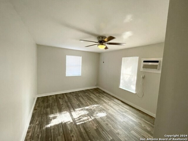 Property Photo:  827 W Rosewood Ave 4  TX 78212 