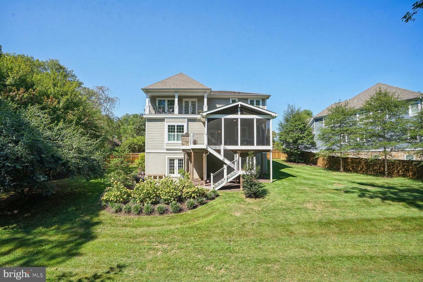 6701 Lumsden Street  McLean VA 22101 photo