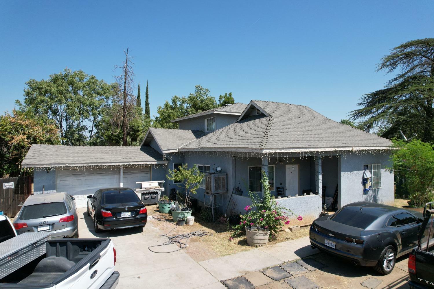 Property Photo:  5423 E Tulare Avenue  CA 93727 