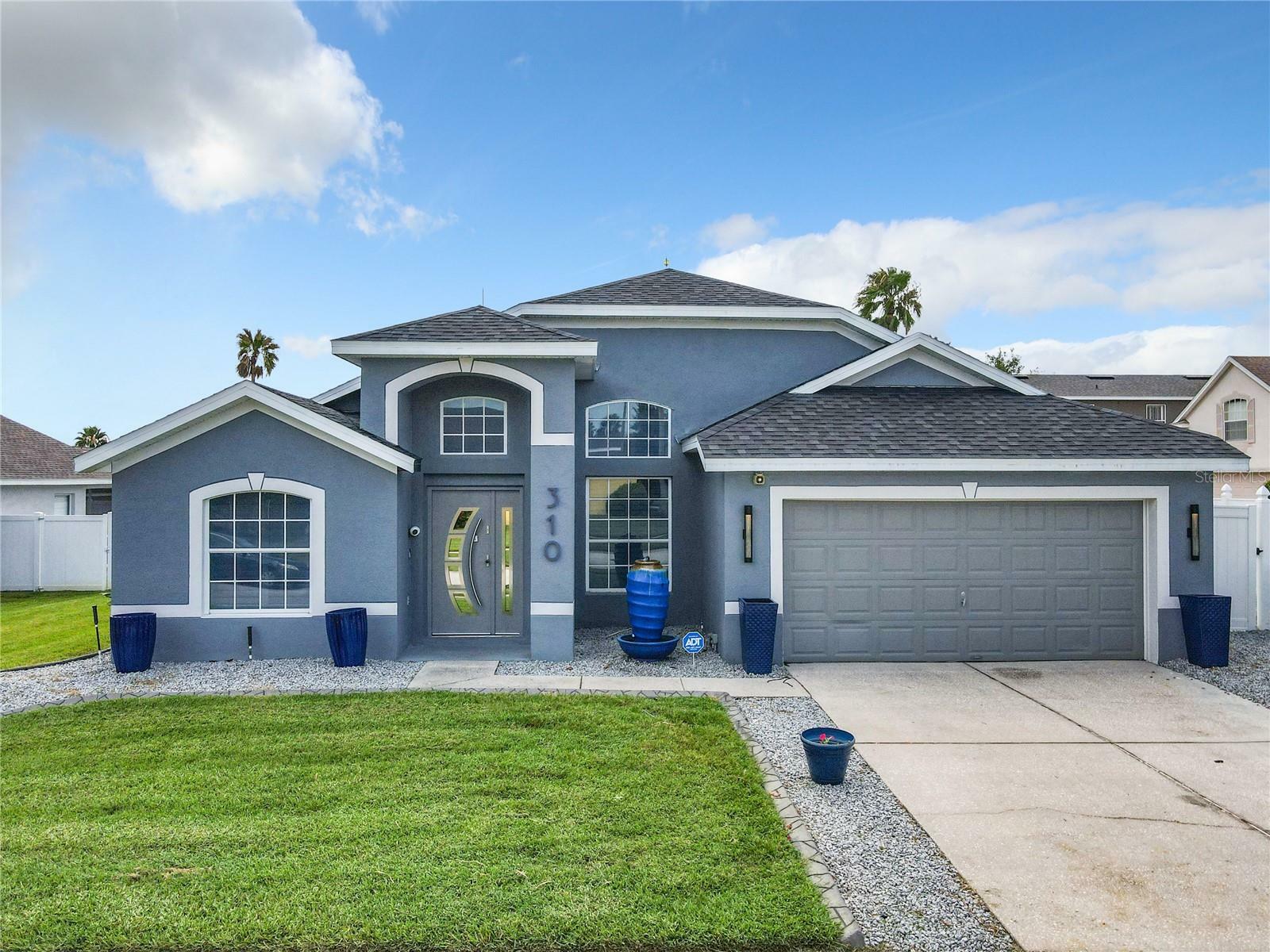 Property Photo:  310 Ballyshannon Drive  FL 33897 