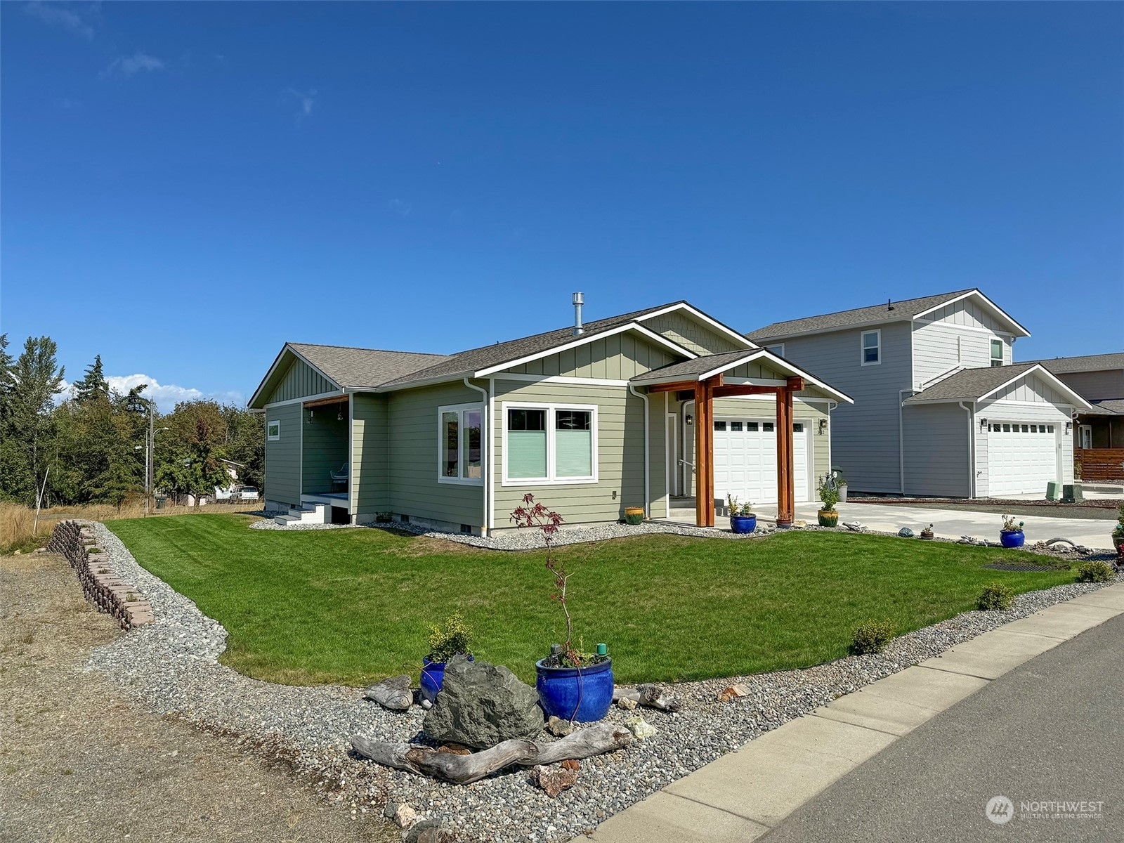 Property Photo:  1412 Rook Drive  WA 98362 