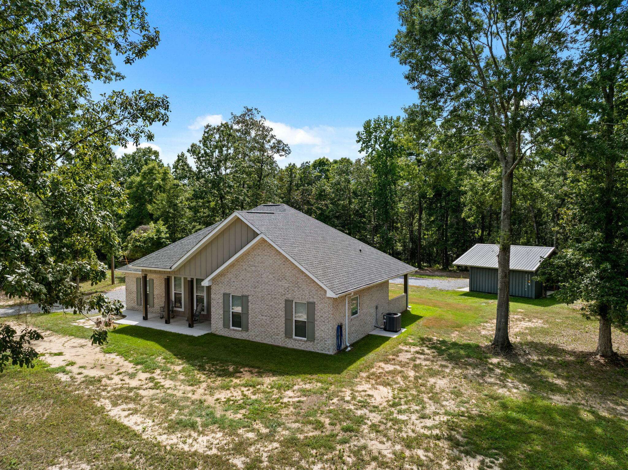 Property Photo:  369 J C Bryant Rd.  MS 39401 