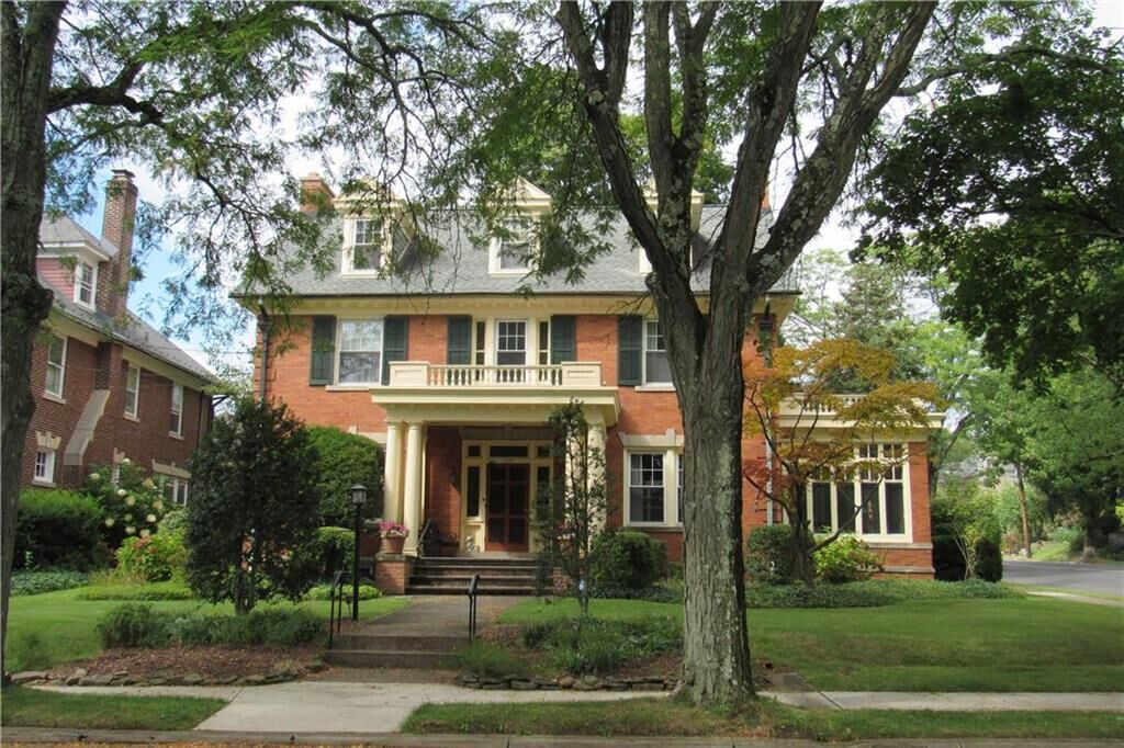 Property Photo: 734 Paxinosa Avenue PA 18042