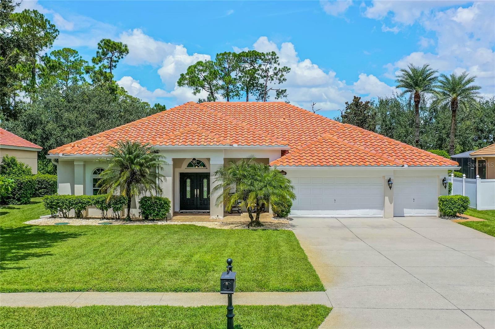 Property Photo:  11085 Ledgement Lane  FL 34786 