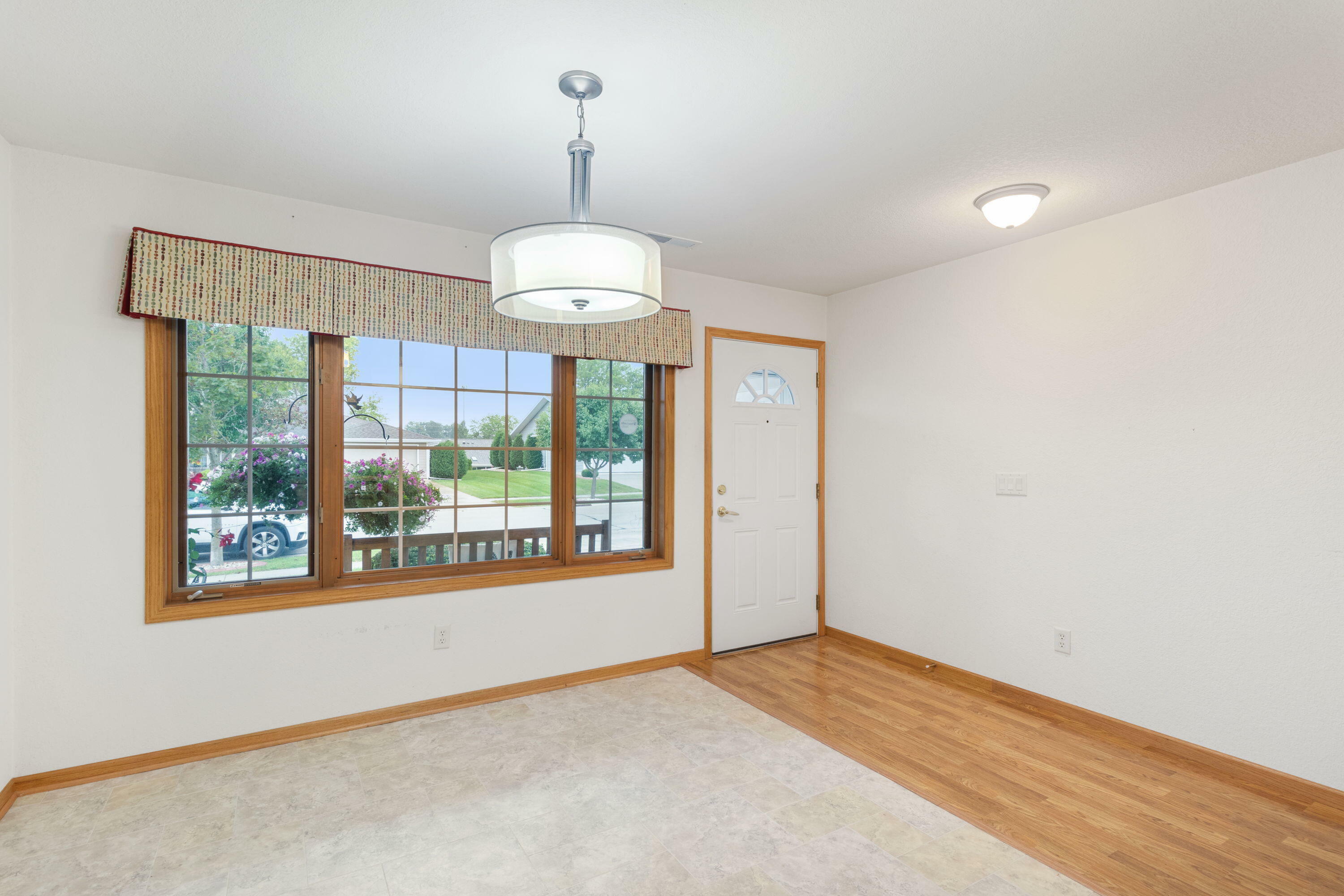 Property Photo:  259 Novak St 2  WI 53027 