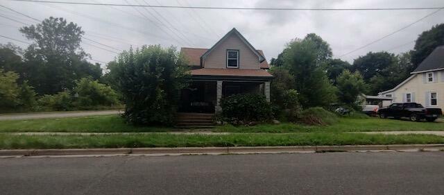 Property Photo:  601 Glenwood Avenue  MI 48867 