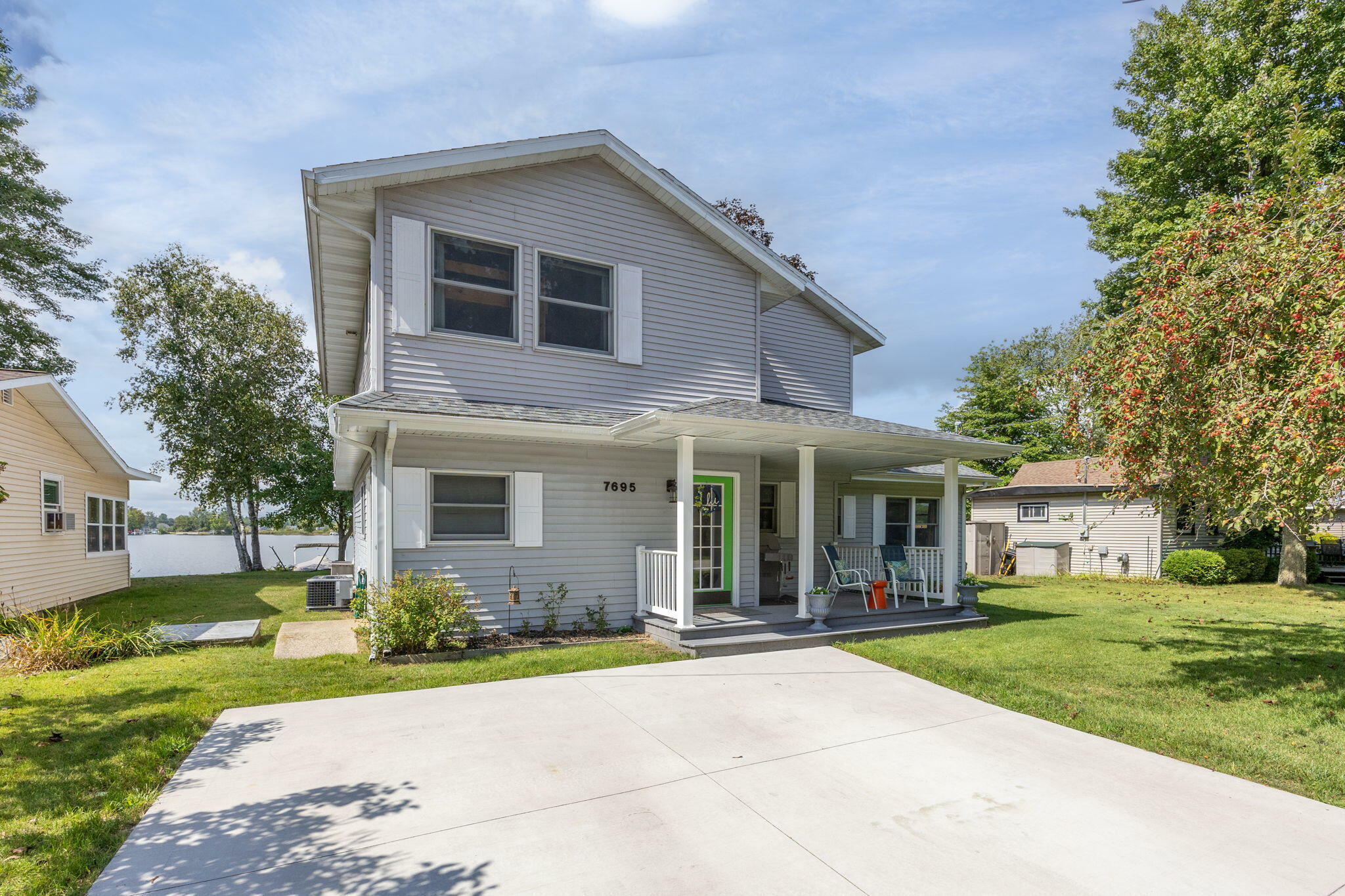 Property Photo:  7695 Bay Meadow  MI 49346 