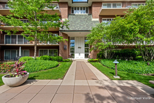 5 Oak Brook Club Drive N101  Oak Brook IL 60523 photo