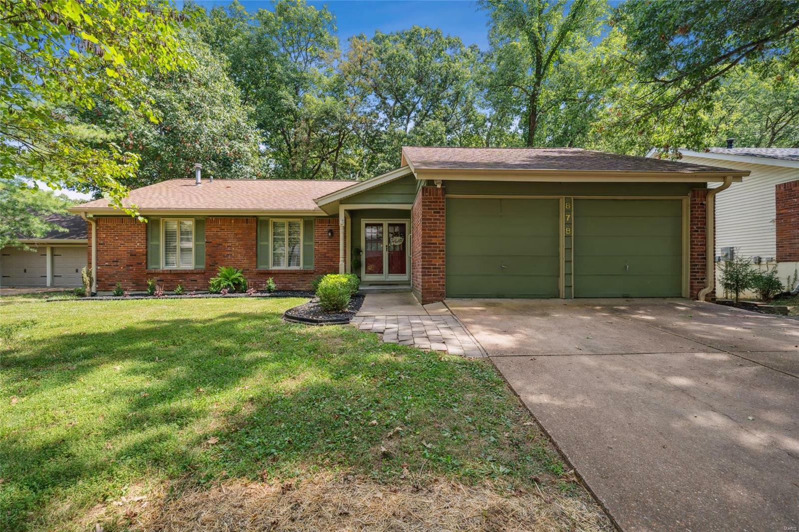 Property Photo:  878 Totem Woods Court  MO 63021 