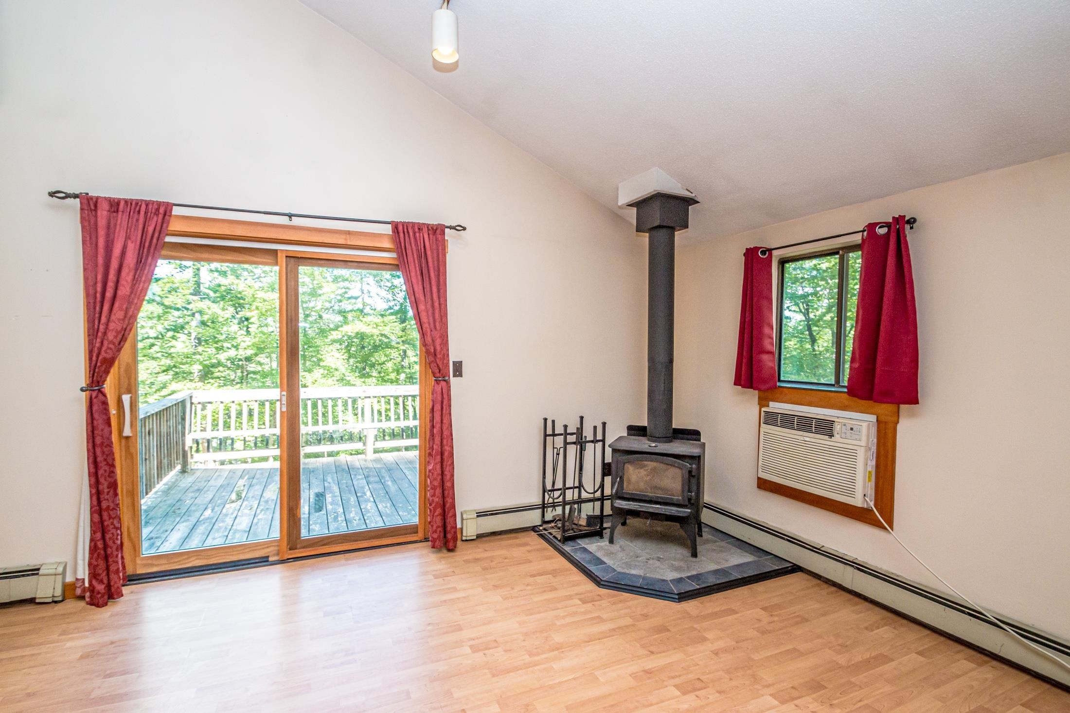 Property Photo:  22 Appenvel Way  NH 03849 