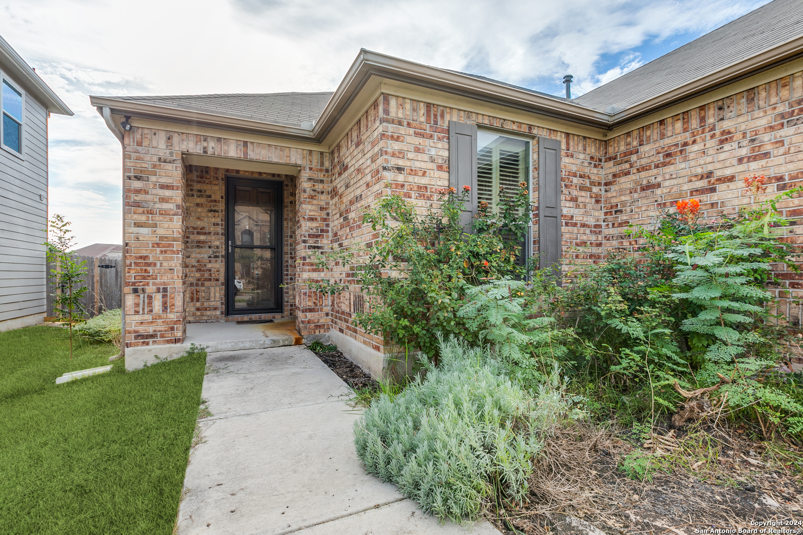 Property Photo:  7539 Copper Cv  TX 78109 