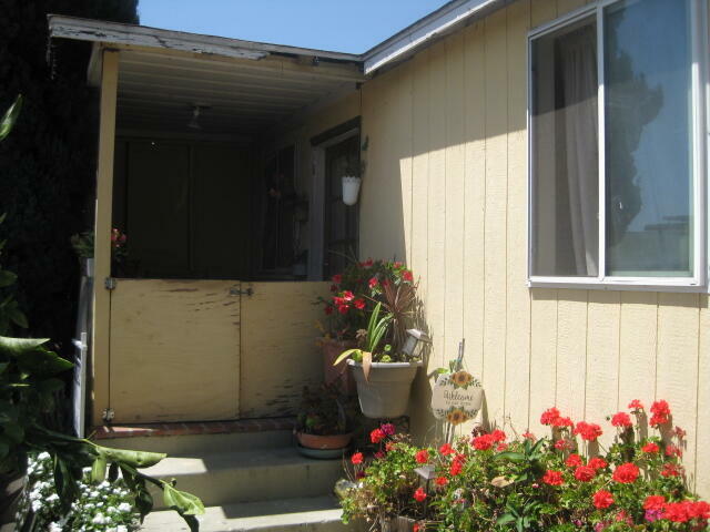 Property Photo:  5940 Daley Street  CA 93117 